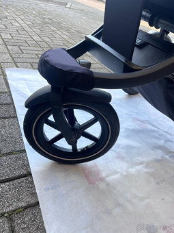 Thule Urban glide 2 (2022) - 3