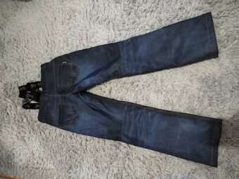 Snowboardové kalhoty Meatfly,  přilba Giro a hůlky - 3