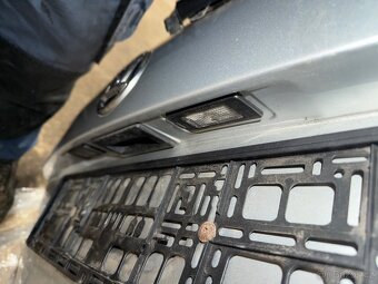 Páté dveře Škoda Octavia III combi Stříbrná LA7W - 3