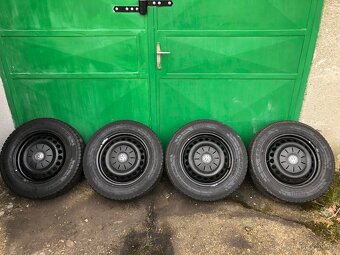 VW Multivan T5-Zimní sada 5x120 R16 215/65/16C - 3