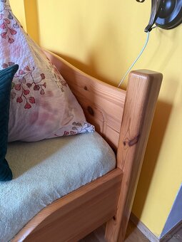 Manželská postel z masivu - 3