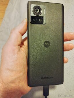 Motorola Edge 30 Ultra 12/256 gb - 3