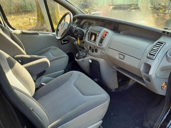 Opel Vivaro 2.5 Cdti 8 míst TOP stav - 3