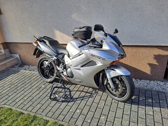 Honda VFR 800 LeoVince TOP - 3