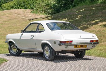 Vauxhall Firenza , Opel Manta A - 3