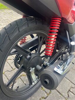 HONDA CB 125 F - 3