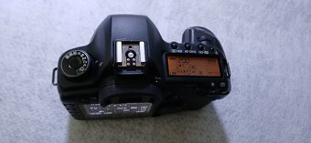 Canon EOS 5D Mark II - 3