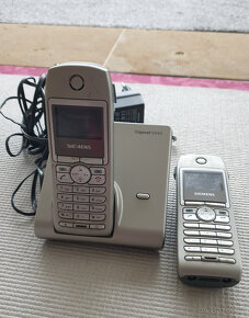 Prodám 2ks bezdrátových telefonů Siemens - 3