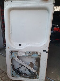 Zadní dveře ford transit - 3