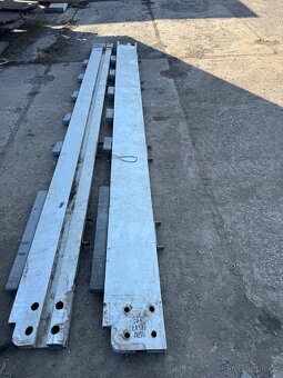 Sloupek Schmitz - 3