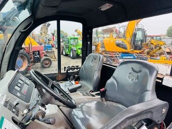 Multifunkční nakladač Bobcat Toolcat 5600 4x4 - 3