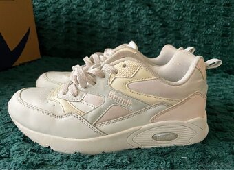 Dívčí tenisky Bench top stav vel. 37 - 3