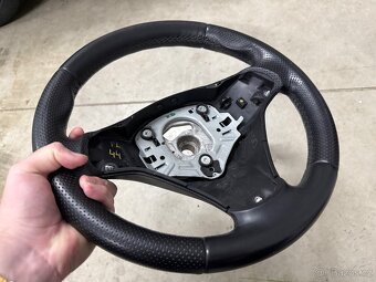 BMW E90/91/92/93 volant M paket - 3