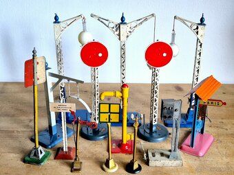 Vláčky - lampy, semafory, ukazatele, Hornby, Francie, 1930 - 3