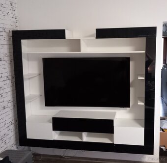 Tv stěna - 3