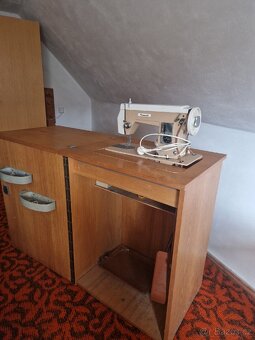 Šicí stroj - 3
