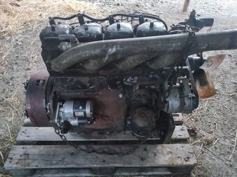 Zetor Motor 7201 s HGR - 3