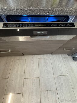 Myčka Siemens iQ700 - 3
