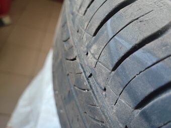 235/65/R17 104 V - 3