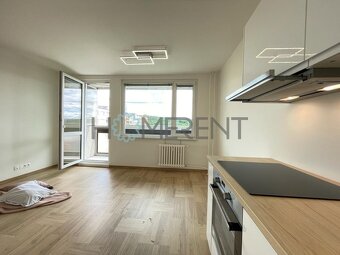 Pronájem bytu 4+kk, 75m² + lodžie - Praha - Modřany, ul. Per - 3