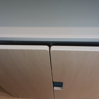 Knihovna Ikea - 3