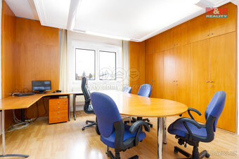 Pronájem kancelářského prostoru, 54 m2, Dolní Benešov - 3