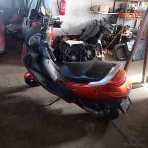 Peugeot Elyseo 125 r.v 2001 - 3