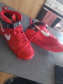 Tenisky Nike Air Force 1 Mid 07 LV8 Utility University Red - 3