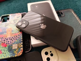 Apple iPhone 11 128 GB - black - 3