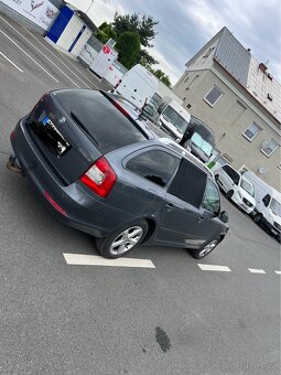 Škoda oktávka 2 1.6 tdi 77 kw 2012 rok - 3
