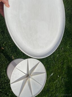 kulatý stolek IKEA - 3