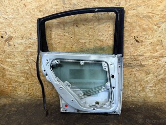 HOLÉ LEVÉ ZADNÍ DVEŘE VW PASSAT B5.5 SEDAN - 3