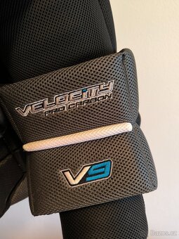 Brankářská vesta - 3