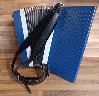 Akordeon (harmonika, heligonka) Weltmeister 80 - 3