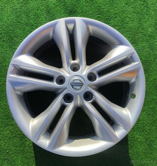 ALU KOLA NISSAN QASHQAI R17 5X114.3 - 3
