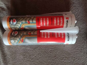 Tmelící hmoty a silikony. - 3