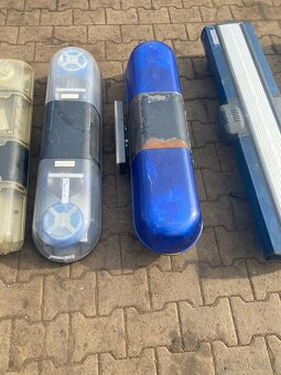 Maják modrý zábleskový - 3