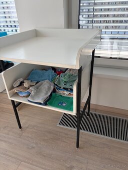 Přebalovací pult - 3