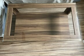 Dřevěný stůl se skleněnou deskou - 3