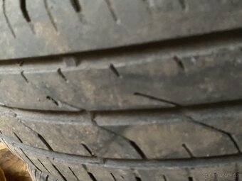 Pneu R15, 195/65 na plechových discích discích - 3