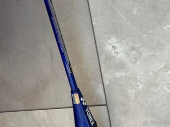 Badmintonova raketa Yonex - 3