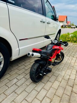 Ducati Hypermotard - 3