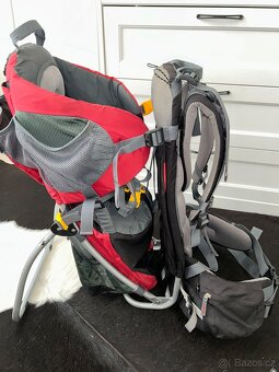 Krosna,nosič Deuter Kid Comfort II, vč. pláštěnky a stříšky - 3