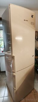 Kombinovaná lednice Bosch KGV39X28 - 3