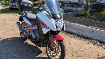 Honda Integra 750 najeto cca 12000km - 3