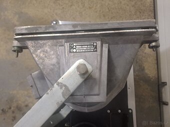 Halogenový reflektor 1000W – nepoužívaný, 3 ks + náhradní ha - 3