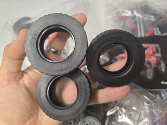 STAVEBNICE Technic Jeep Off-Road auto - 3