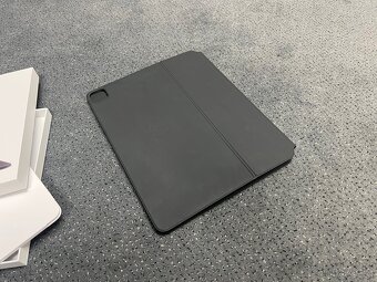 Apple MagicKeyboard iPad 12.9” 3.-6.gen CZ - 3