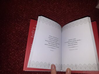 Agatha Christie - To je vražda, řekla - 3