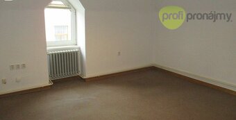 Pronájem kanceláře 16 m² nebo 19 m² - 3